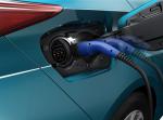 Toyota Prius Plug-in Hybrid 2016 года